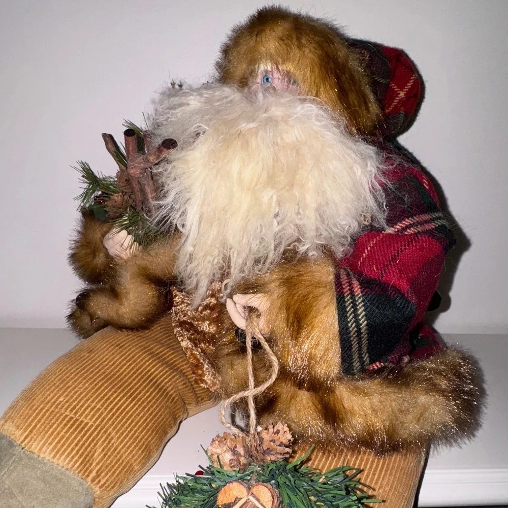 Vintage Santa Claus Shelf Sitter Red/Green Plaid Birdhouse Pinecones Berries - Picture 4 of 7